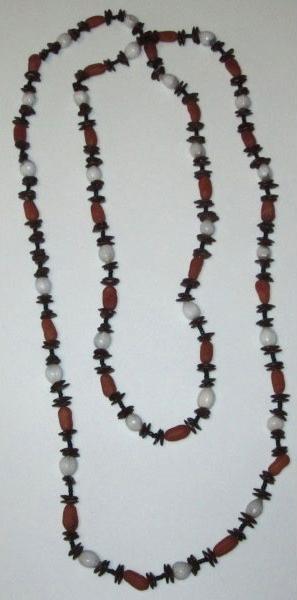 Halskette aus Samen